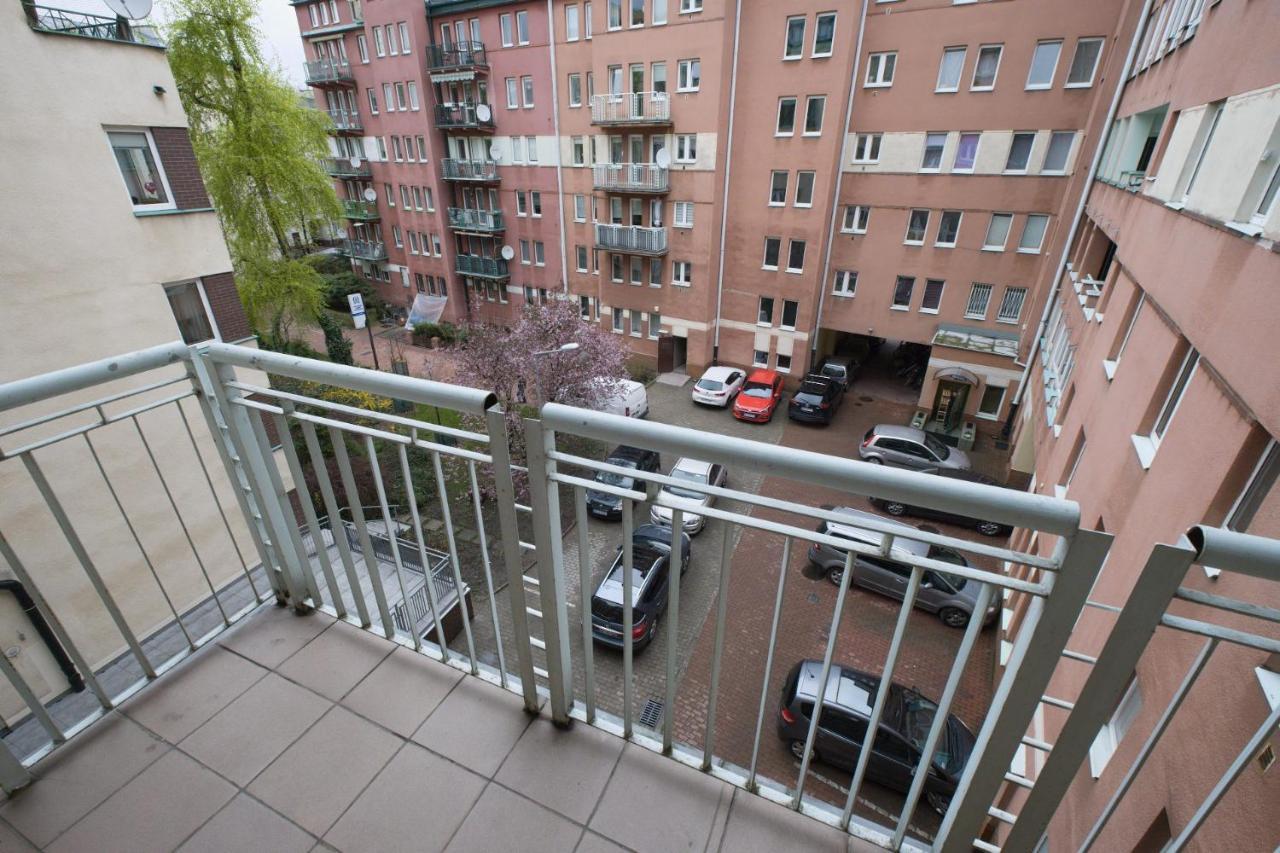 2 Bedroom Apartment In Green Location Varsóvia Exterior foto